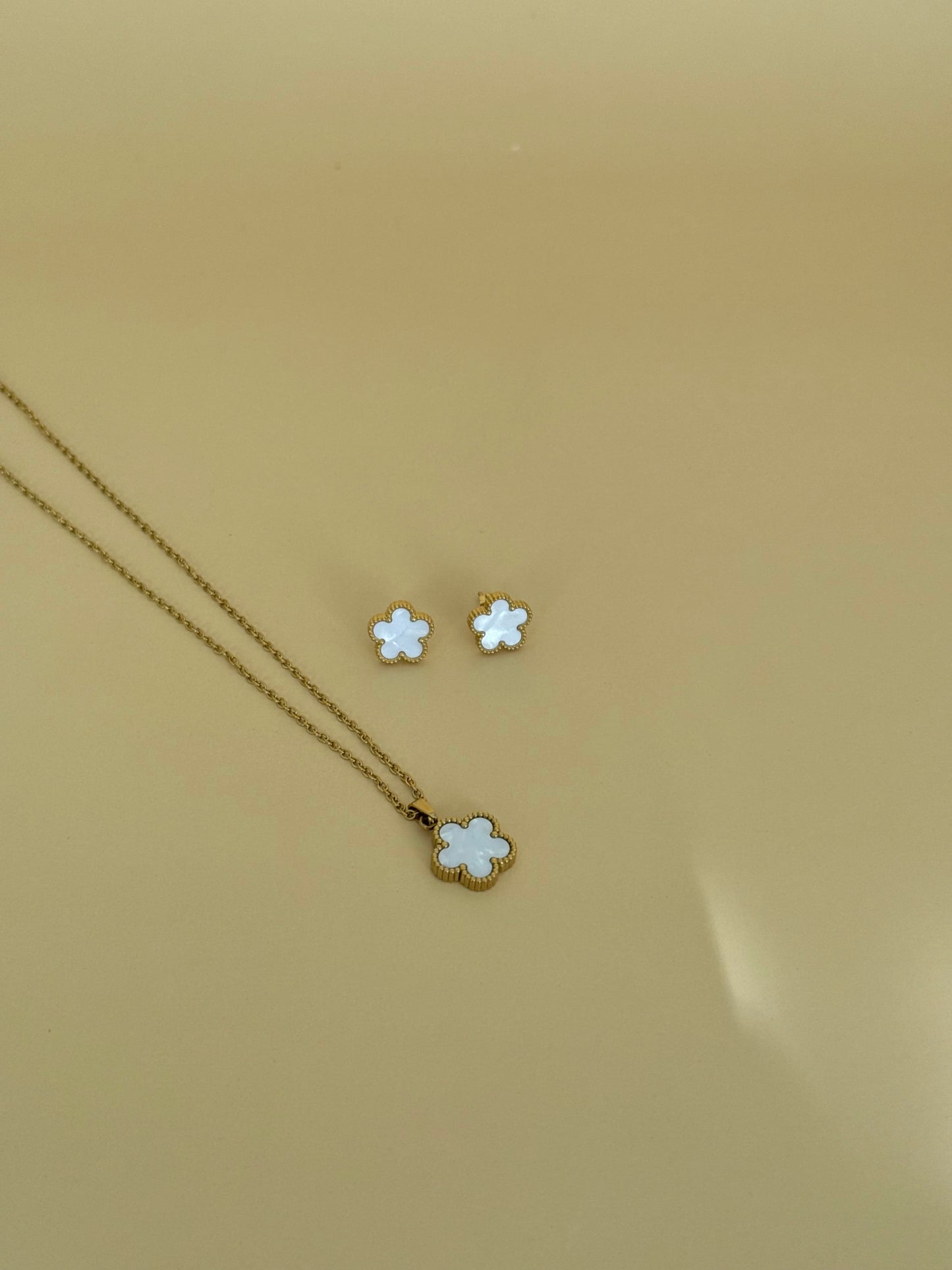 Collier Melissa