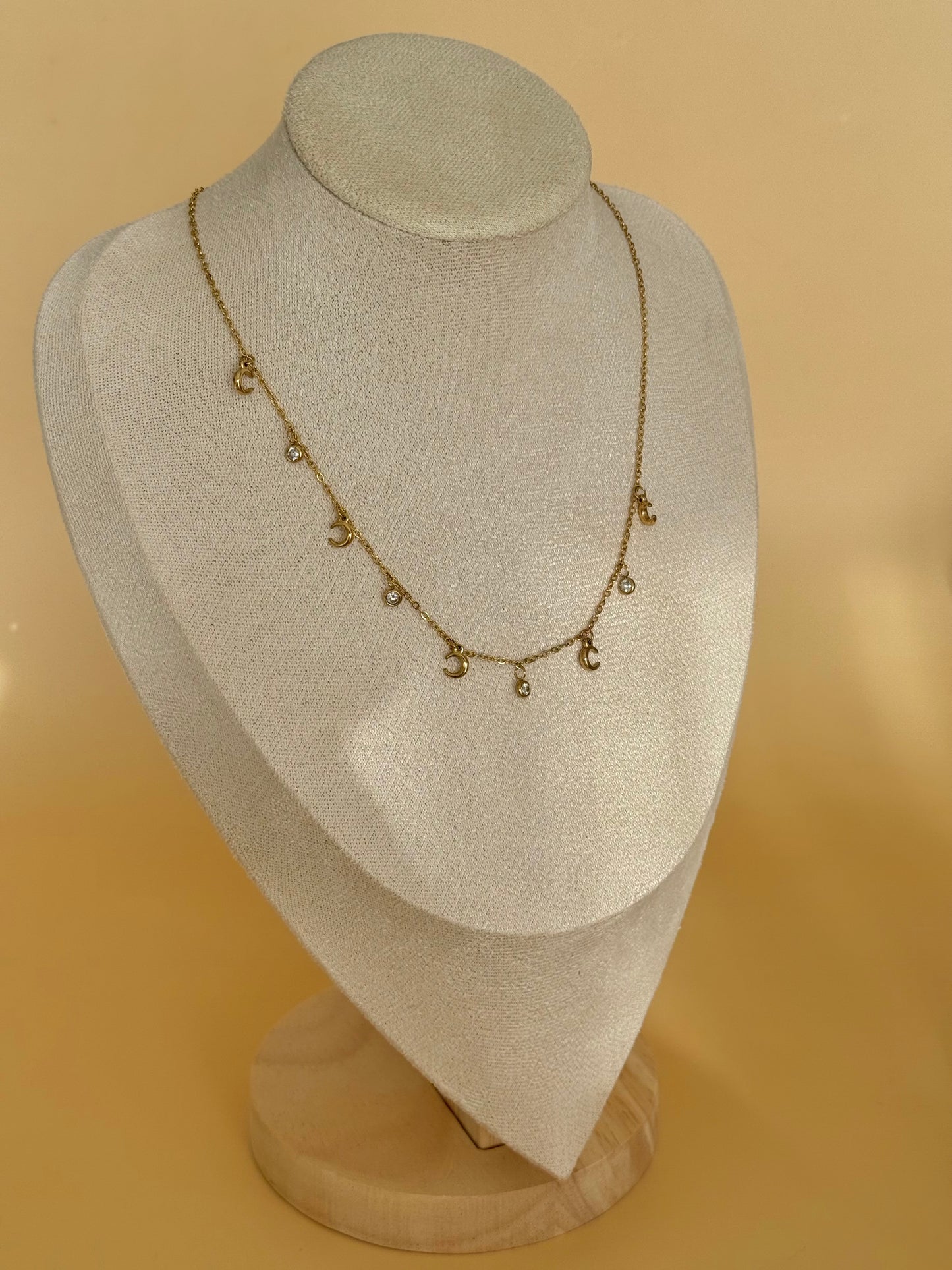 Collier Qamar