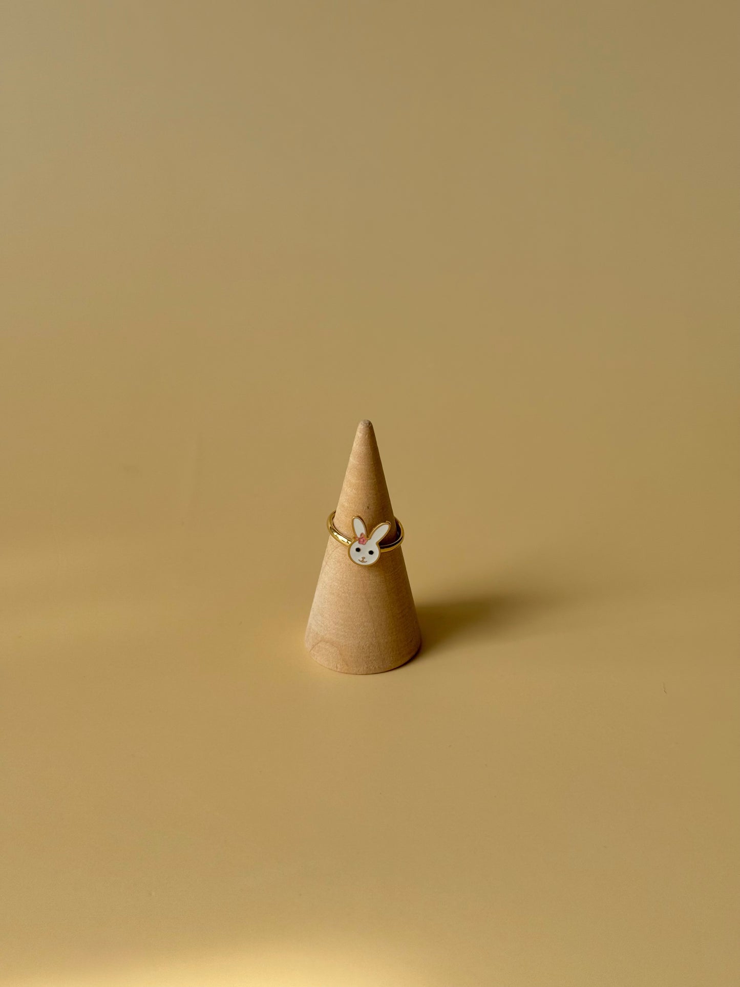 Bague lapin à noeud rose