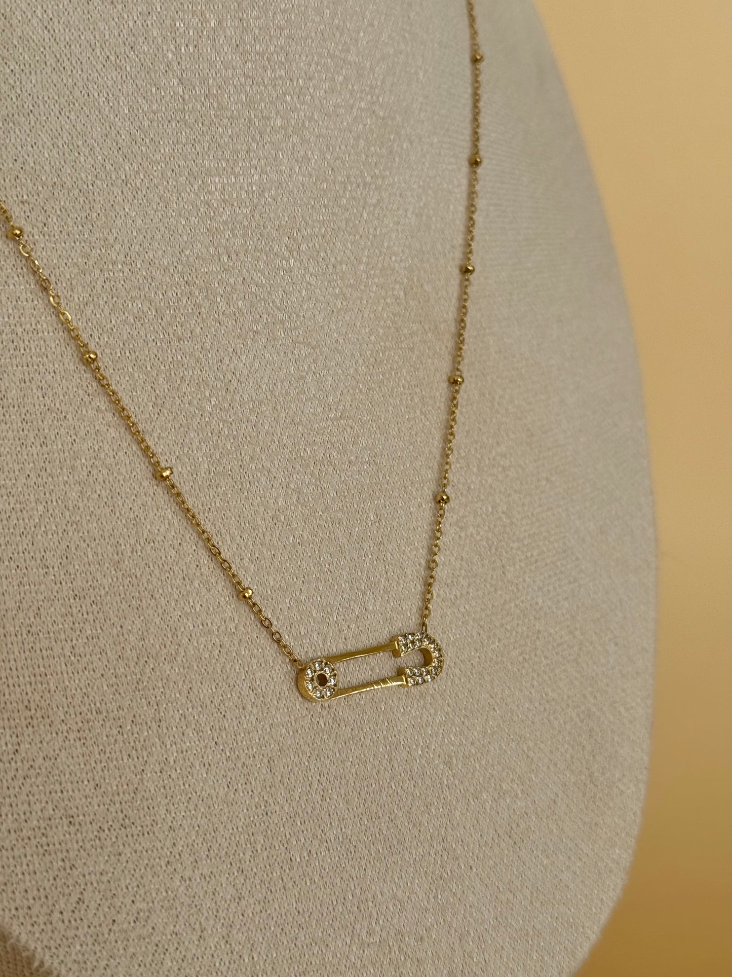 Collier Mely