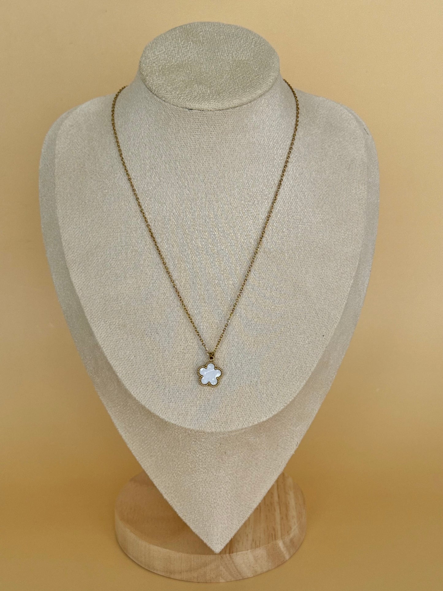 Collier Melissa
