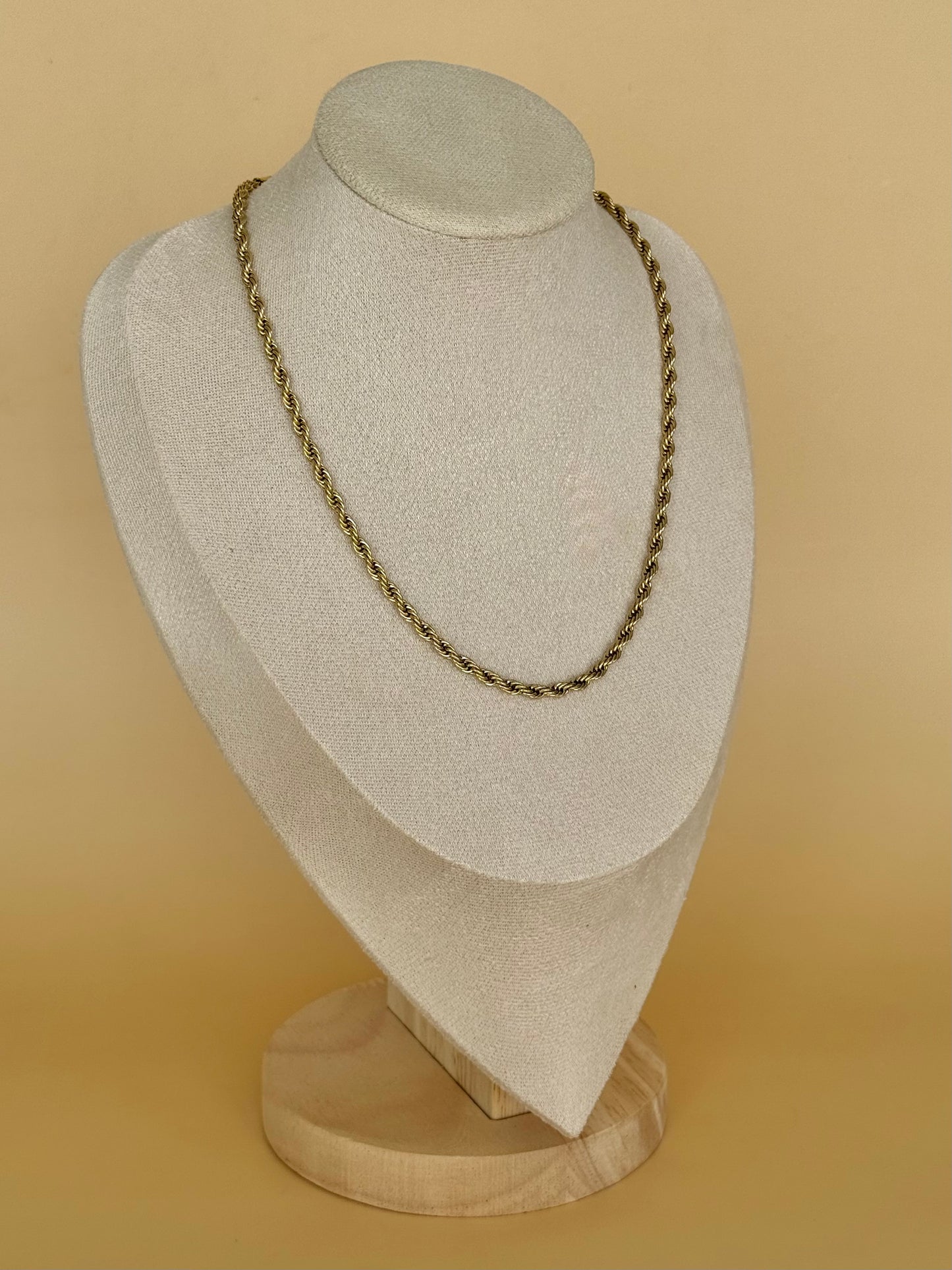 Collier Hajar