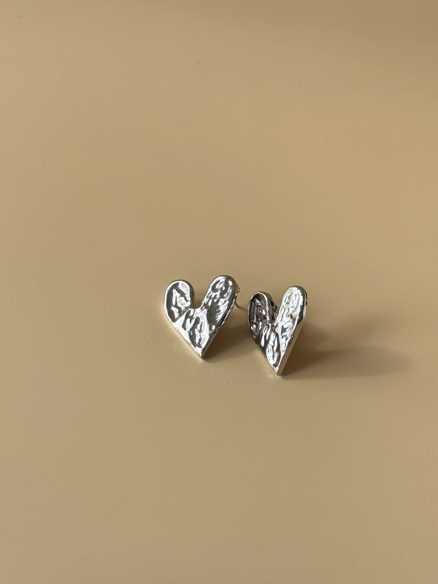 Boucles d'oreilles Love silver