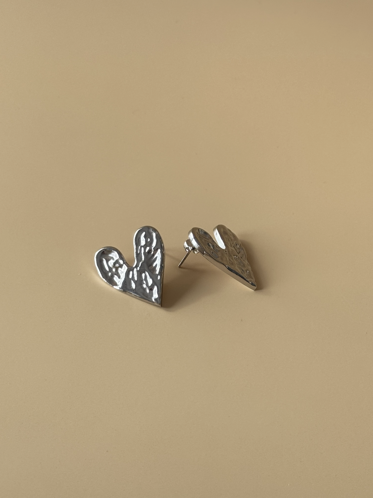 Boucles d'oreilles Love silver