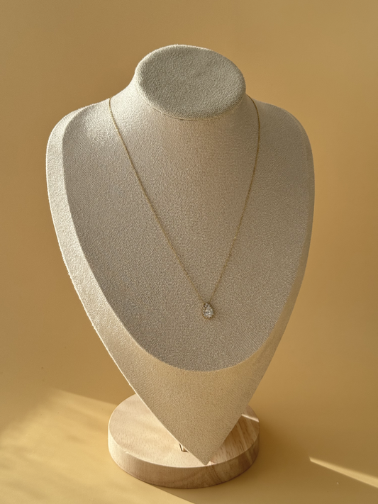 Collier Nely